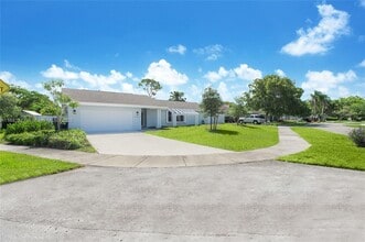 Building Photo - 11011 SW 110th Rd