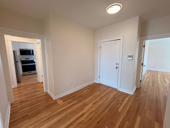 Foto del edificio - 4906 N Saint Louis Ave