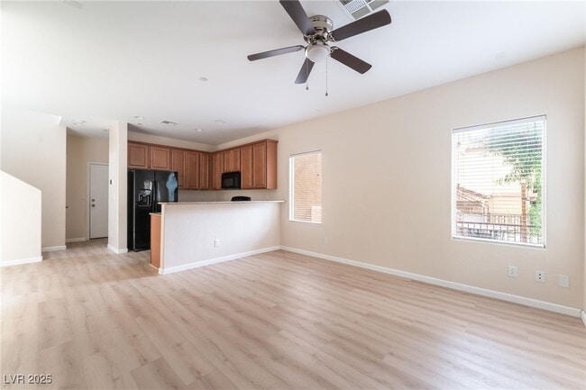 Building Photo - 8941 Glass Gallery Ct