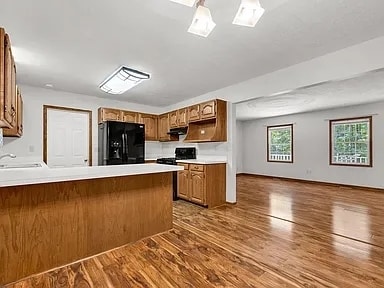 Building Photo - 428 Grand Ridge Dr