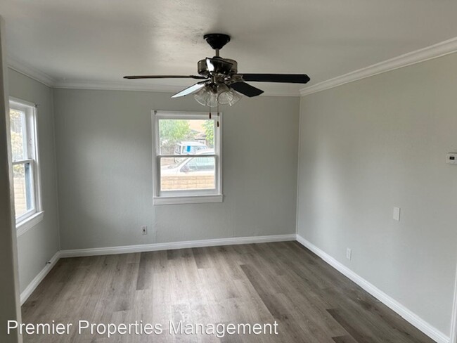 Foto del edificio - 2 br, 1 bath House - 1115 Grove Ave.