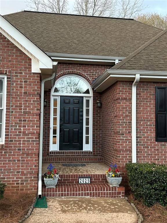 Building Photo - 2025 Golden Ridge Cir