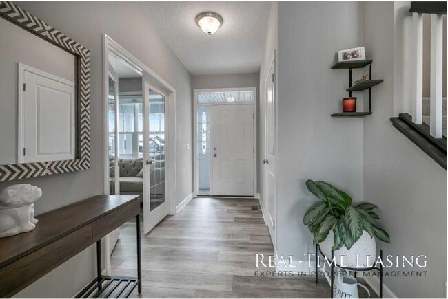Foto del edificio - 7046 Archer Trail