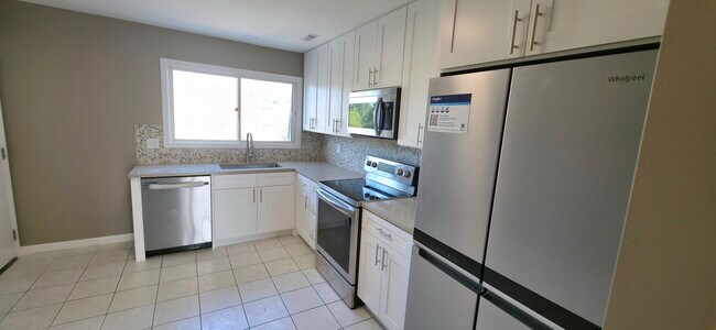 Foto del edificio - 4132 Cove Ln