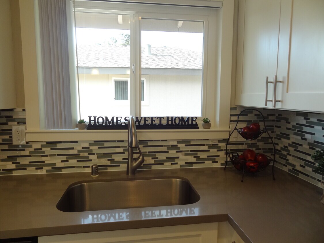 Foto principal - 850 Jordan Ave