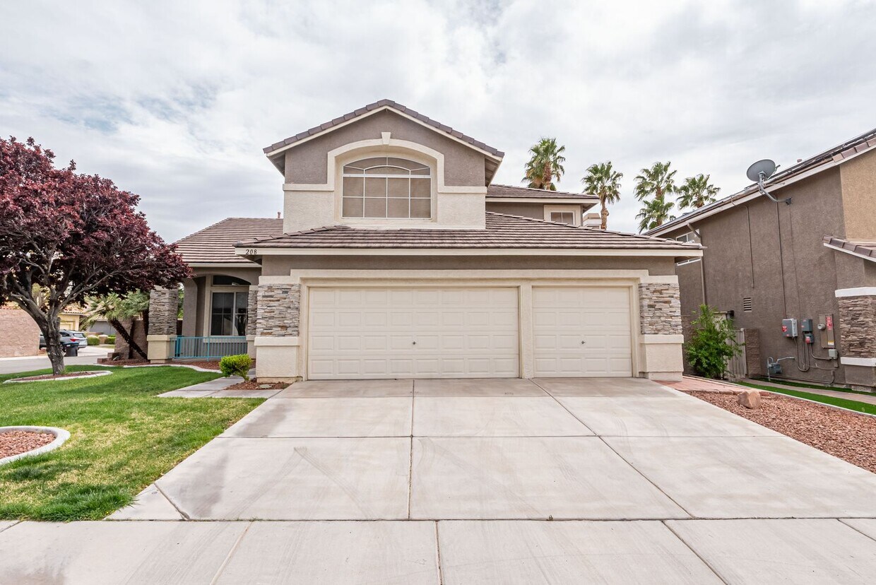 Primary Photo - BRAND NEW AC UNIT! Stunning two-story sing...
