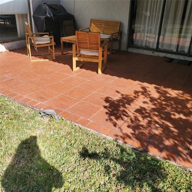 Building Photo - 23249 Boca Club Colony Cir