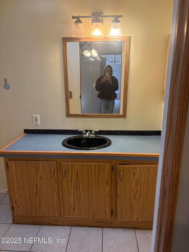 Foto del edificio - 119 Davis St