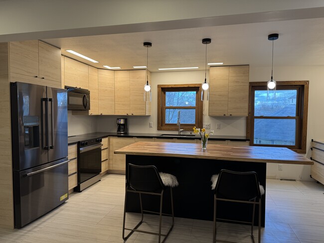 Foto del edificio - W148N12470 Pleasant View Dr