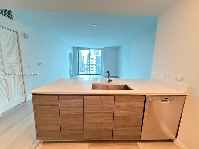 Foto del edificio - 1100 S Miami Ave