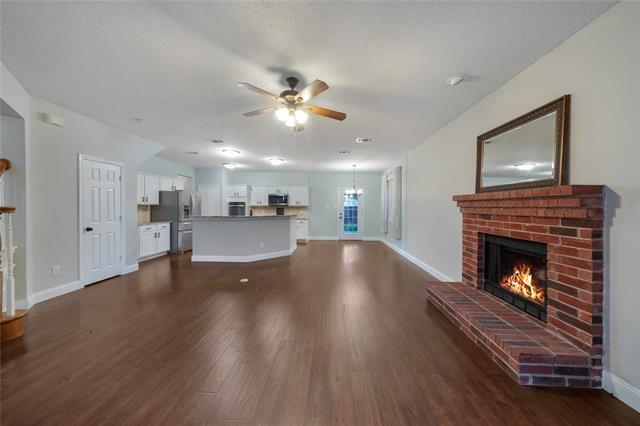 Foto del edificio - 8500 Timber Crest Ct