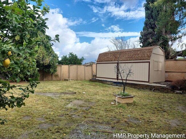 Photo - House on cul-de-sac with big back yard