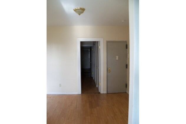  - 301 E 161st St