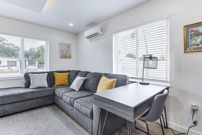 Foto del edificio - 12415 NW 20th Ct