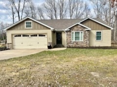 Primary Photo - 21 Hilltop Dr