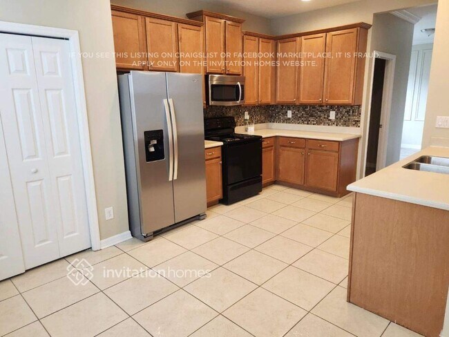 Foto del edificio - 7157 50th Ave Cir E