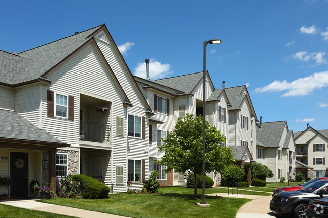 Welcome Home | The Villas at Main Street | Ann Arbor Apartments - The Villas at Main Street