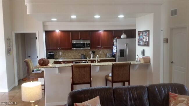 Foto del edificio - 16245 Paloma Ct
