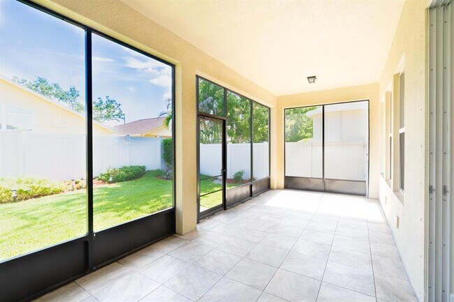 Foto del edificio - 10667 Cardera Dr