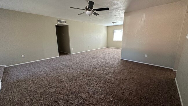 Building Photo - 4407 W Diana Ave