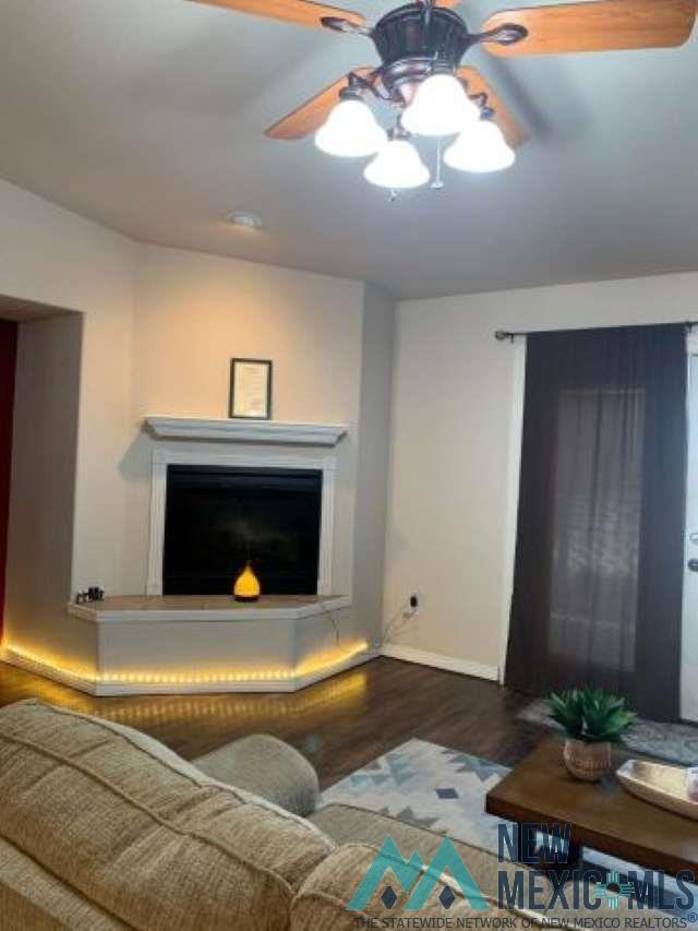 Foto del edificio - 2104 Hali Ln