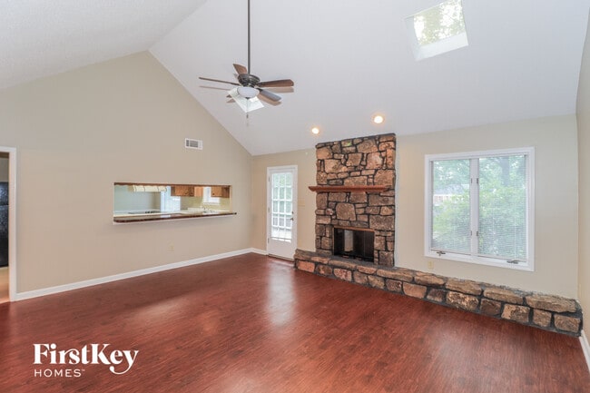Building Photo - 8418 Chippingham Dr