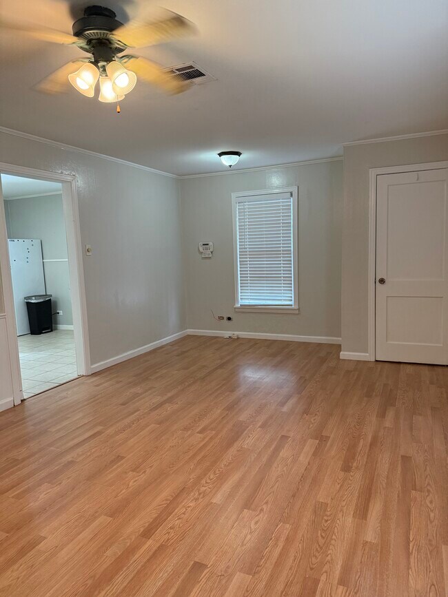 Foto del edificio - 609 Victoria St