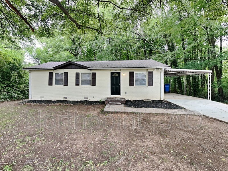 Primary Photo - 1788 Thomasville Dr SE