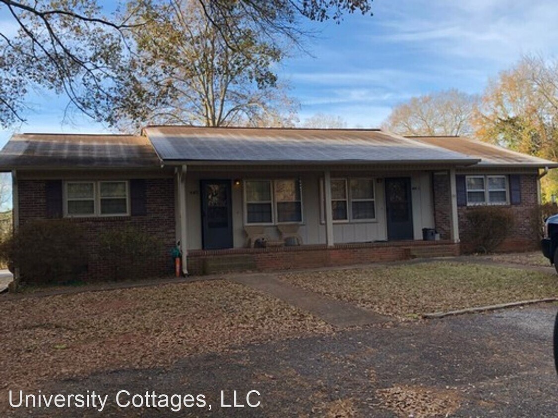 Primary Photo - 2 br, 1 bath Apartment - 414 Frontage Rd
