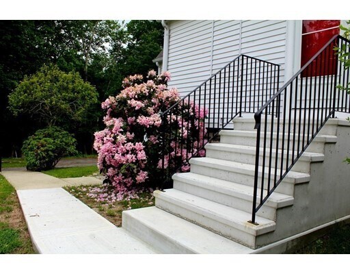 Foto principal - 92 Sawmill Rd