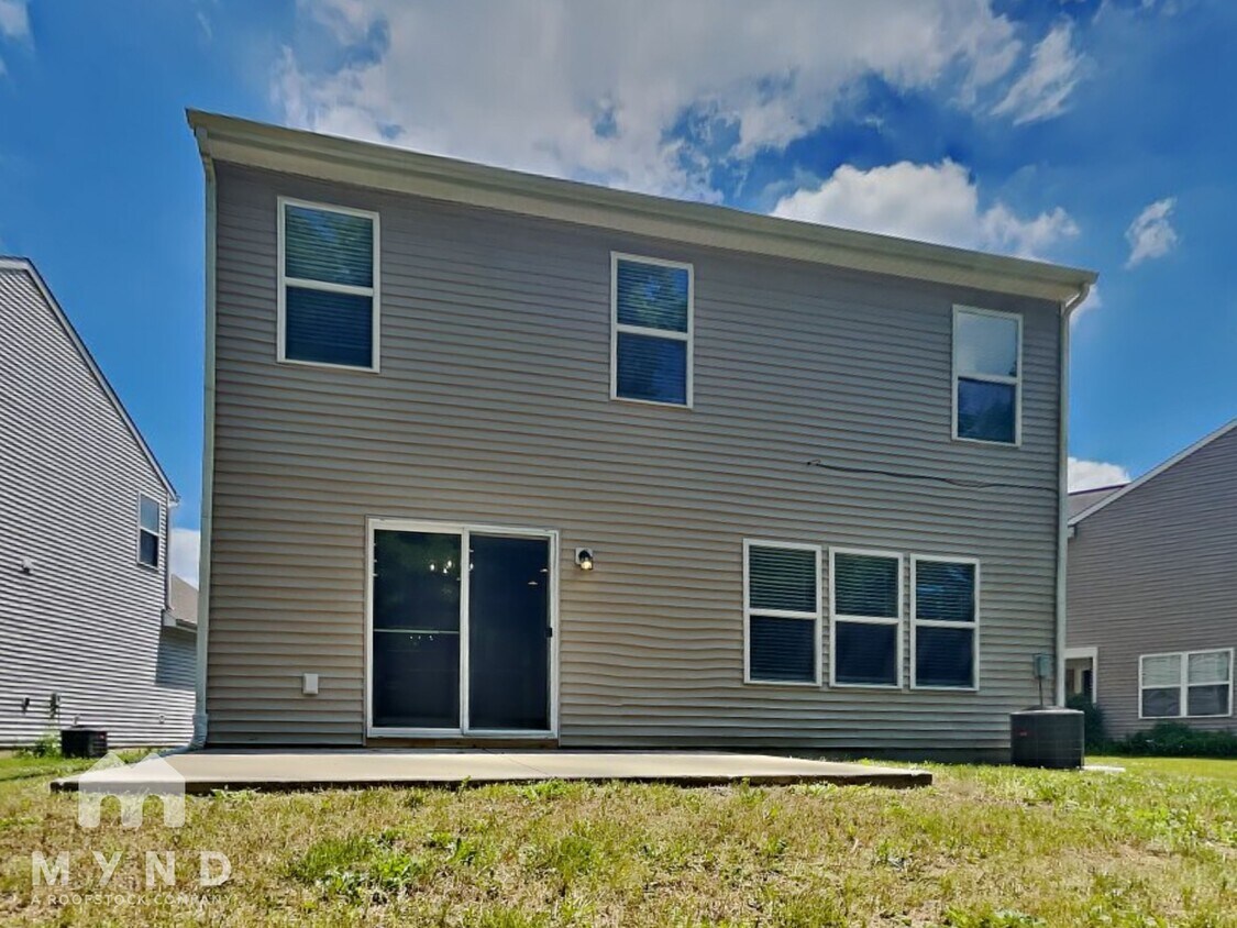 Foto principal - 8042 Loveridge Drive
