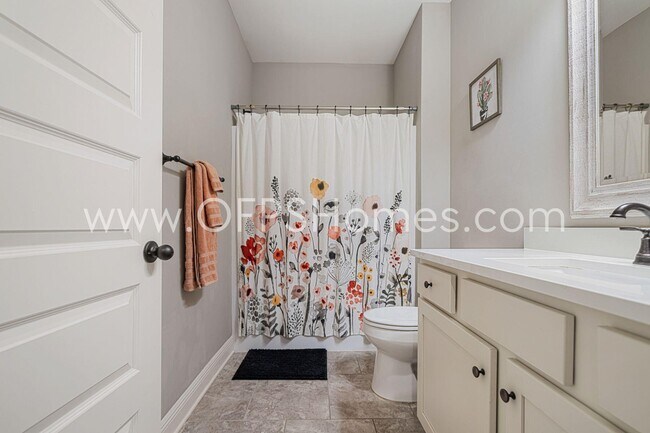 Foto del edificio - 801 Playground Rd