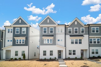 Building Photo - 1044 Zelkova Ln