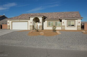 Building Photo - 4920 Honey Locust Dr