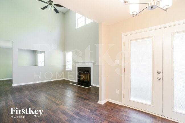 Building Photo - 4230 Chatterleigh Dr