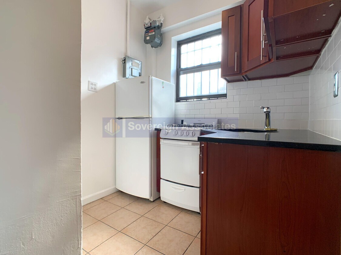 Foto del edificio - 115 W 71st St