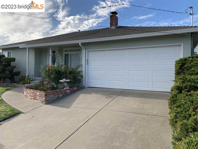 Foto del edificio - 2433 Lyle Ct