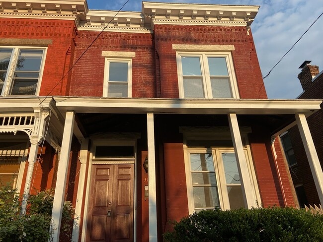 Building Photo - 311 Randolph St