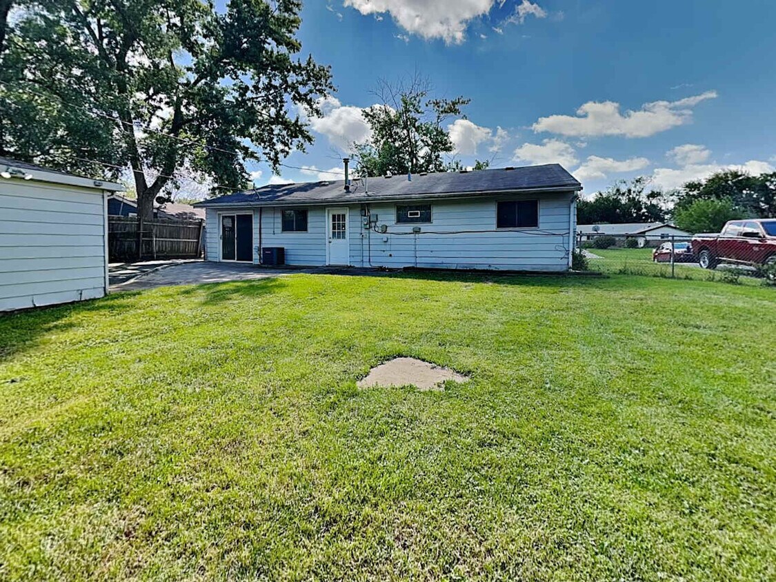 Foto principal - 164 Fairwood Dr