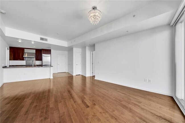 Foto del edificio - 3325 Piedmont Rd NE