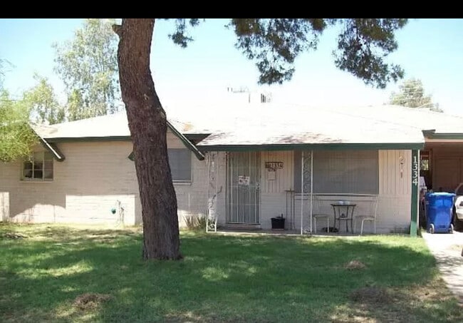 Building Photo - 1334 E Orange St
