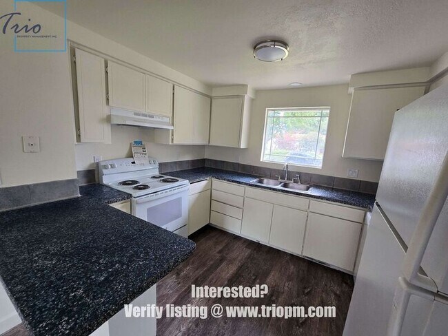 Foto del edificio - 3975 Dove Ln