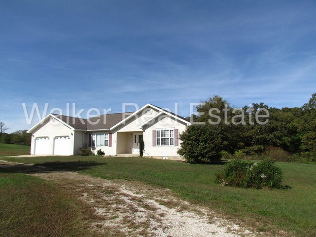 Building Photo - 20885 Blackberry Ln