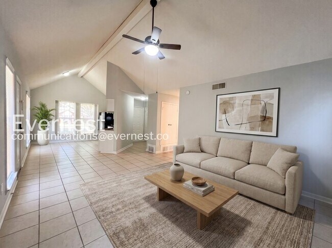 Foto del edificio - 6420 Forestgate Rd