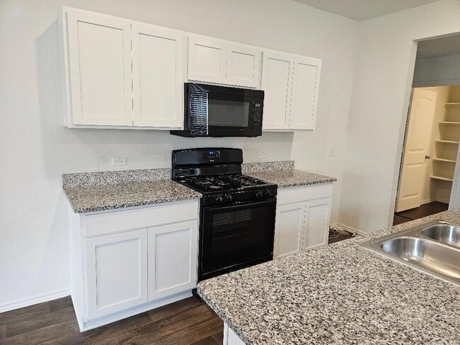 Building Photo - 19405 Bear Grass Dr