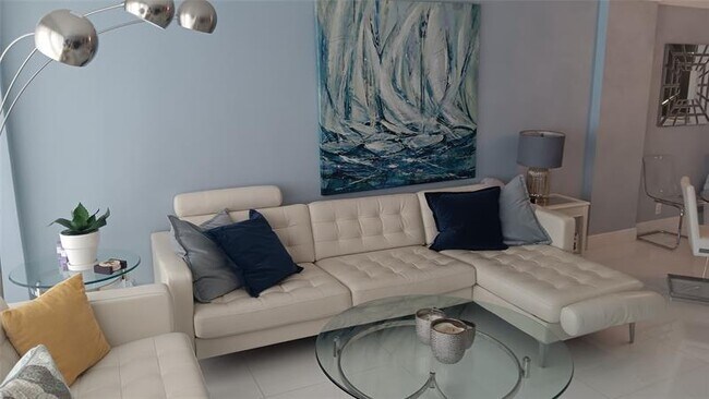 Foto del edificio - 3430 Galt Ocean Dr