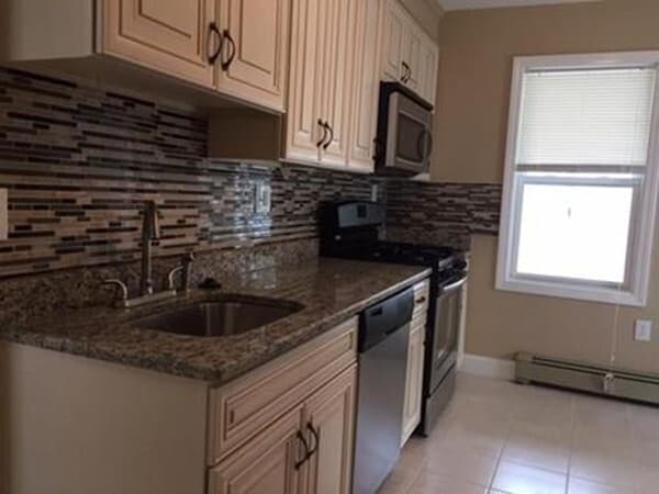 Foto principal - 87 Harvard St