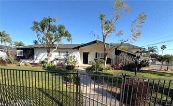 Building Photo - 12472 Woodlawn Ave