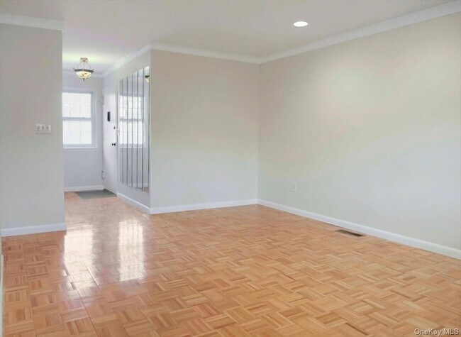 Foto del edificio - 430 Somerset Dr