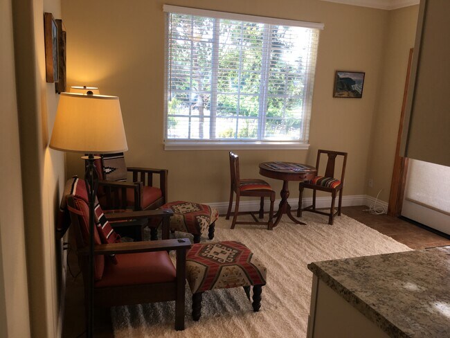 Living Space - 990 Herdsman Way
